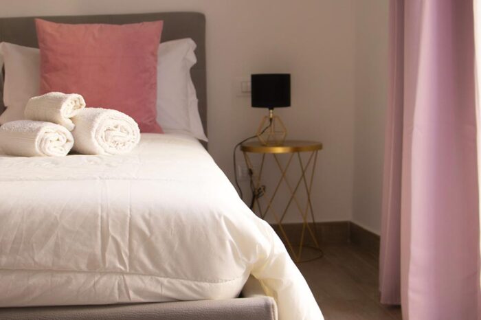 Large room En-suite bathroom