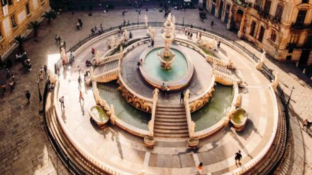 room center piazza pretoria palermo
